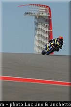 moto2_rossi_001_usa_austin_2013.jpg