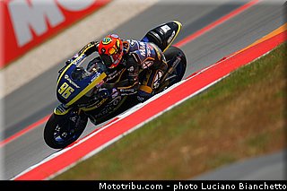 moto2_rossi_002_usa_austin_2013.jpg