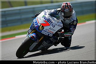 motogp_aoyama_001_usa_austin_2013.jpg
