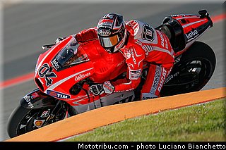 motogp_dovizioso_002_usa_austin_2013.jpg