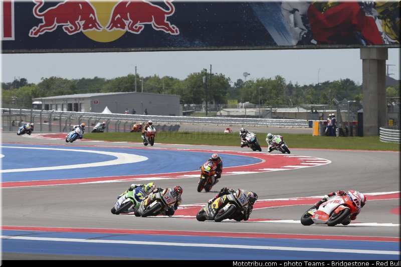 moto2_007_usa_austin_2013