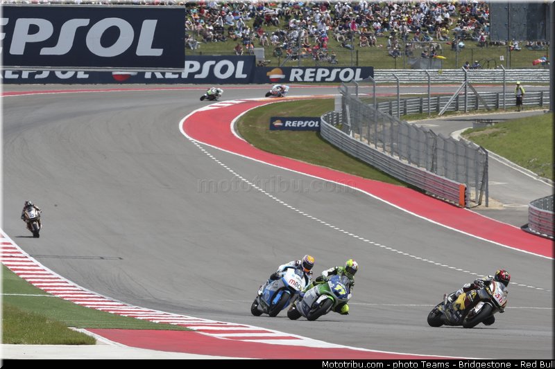 moto2_008_usa_austin_2013