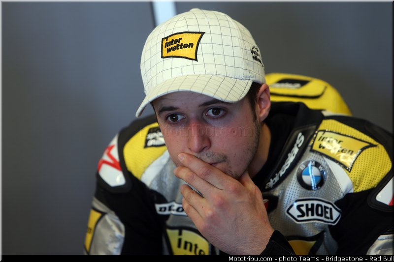 moto2_luthi_017_usa_austin_2013