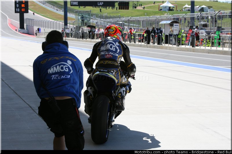 moto2_rossi_006_usa_austin_2013