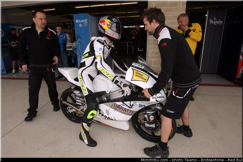 moto3_oettl_004_usa_austin_2013