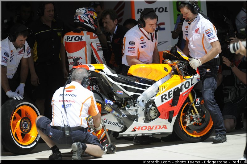 motogp_bridgestone_004_usa_austin_2013
