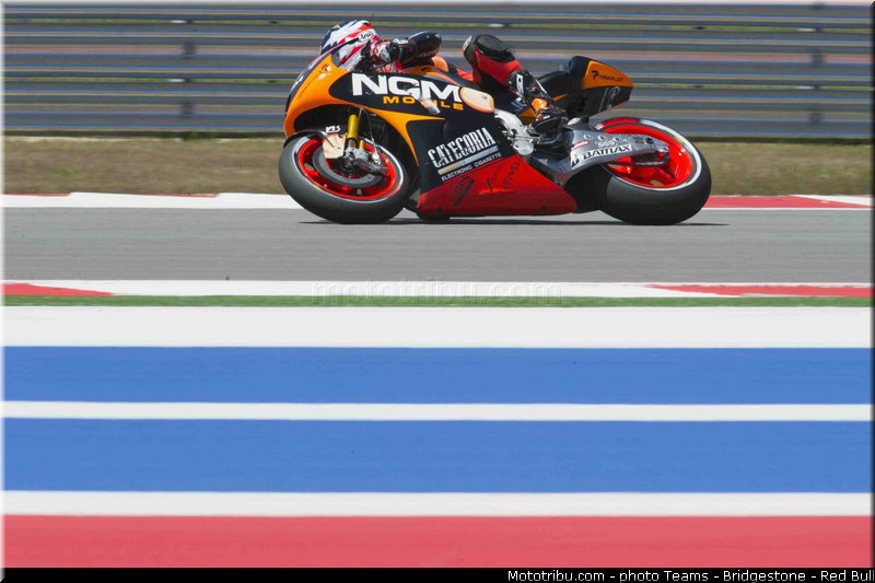 motogp_edwards_001_usa_austin_2013