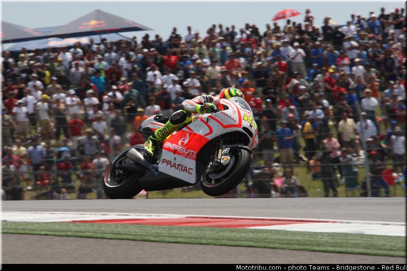 motogp_iannone_001_usa_austin_2013