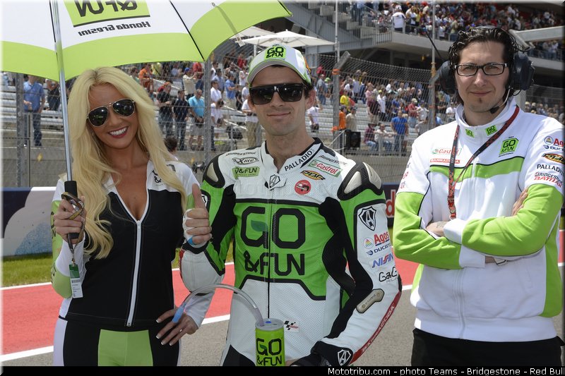 motogp_pitbabe_010_usa_austin_2013