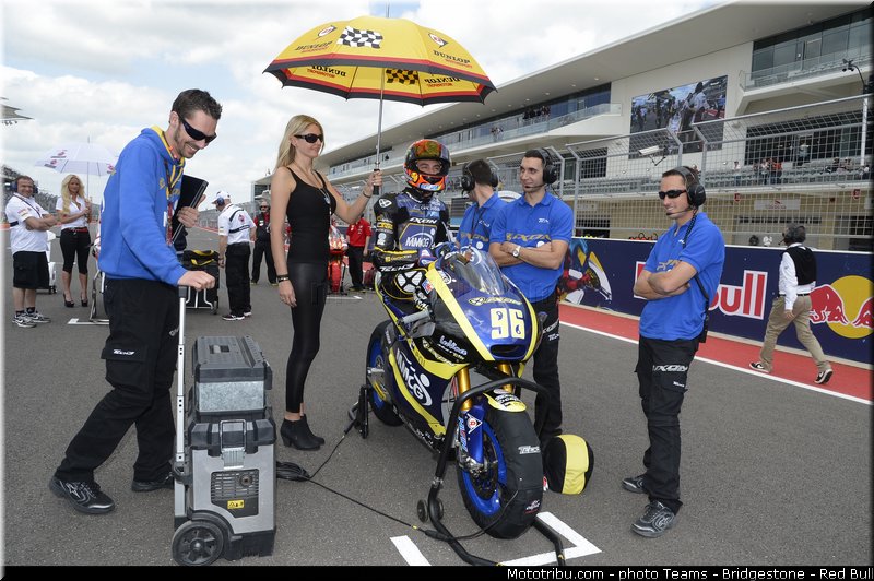 motogp_pitbabe_020_usa_austin_2013