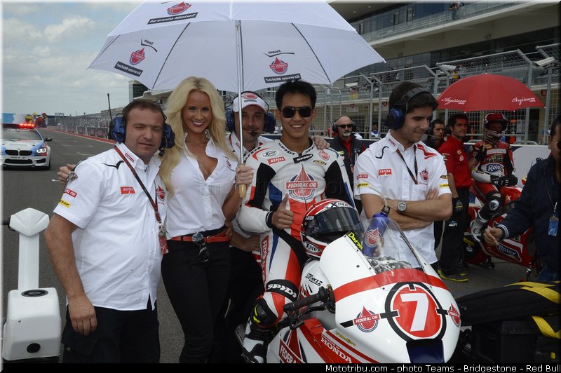 motogp_pitbabe_033_usa_austin_2013