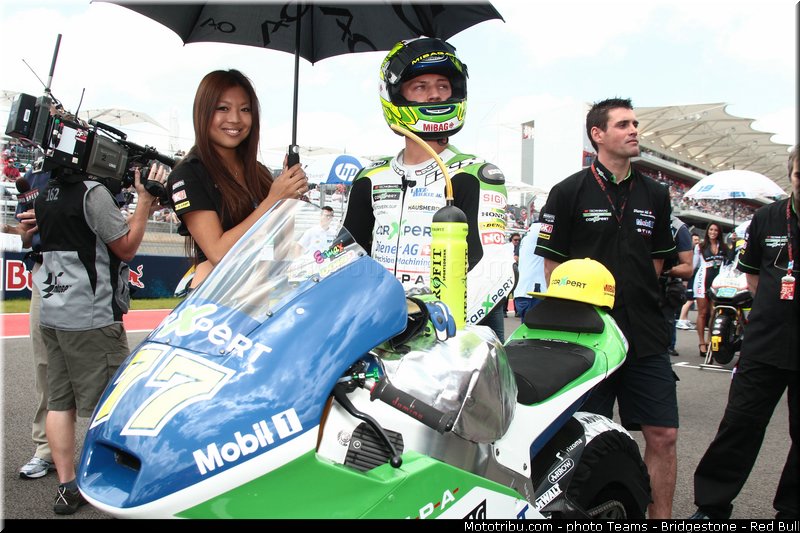 motogp_pitbabe_044_usa_austin_2013