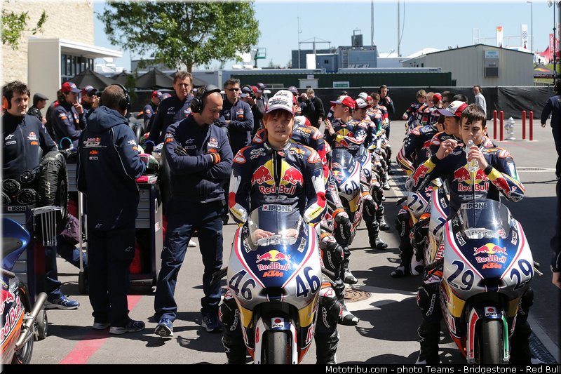 red_bull_motogp_rookies_cup_017_usa_austin_2013