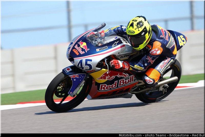 red_bull_motogp_rookies_cup_simpson_001_usa_austin_2013