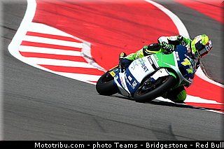moto2_aegerter_003_usa_austin_2013.jpg