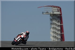 moto2_pradita_003_usa_austin_2013.jpg