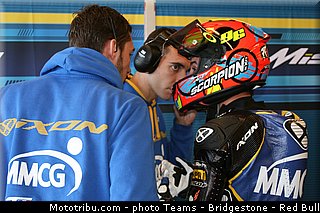 moto2_rossi_001_usa_austin_2013.jpg