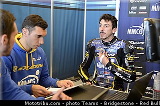 moto2_rossi_013_usa_austin_2013.jpg