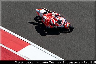 moto2_terol_006_usa_austin_2013.jpg