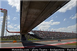 motogp_ambiance_028_usa_austin_2013.jpg