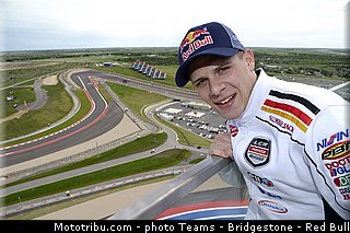 motogp_bradl_001_usa_austin_2013.jpg