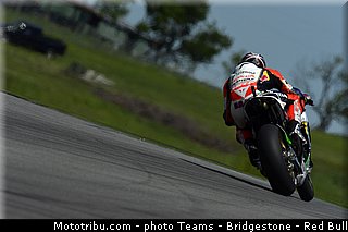 motogp_bradl_027_usa_austin_2013.jpg