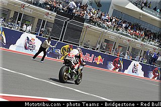 motogp_bradl_055_usa_austin_2013.jpg