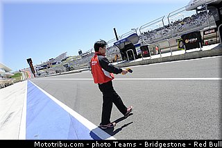 motogp_bridgestone_001_usa_austin_2013.jpg