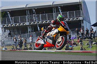 motogp_corti_003_usa_austin_2013.jpg