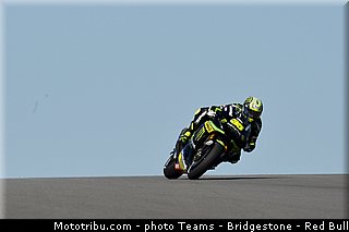 motogp_crutchlow_004_usa_austin_2013.jpg