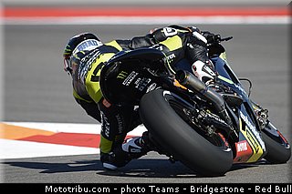 motogp_crutchlow_018_usa_austin_2013.jpg