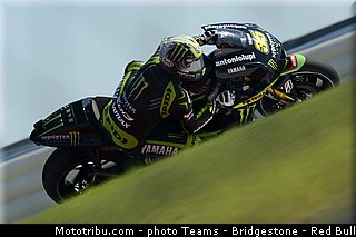 motogp_crutchlow_022_usa_austin_2013.jpg