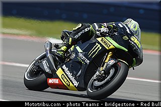 motogp_crutchlow_031_usa_austin_2013.jpg
