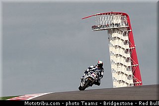 motogp_de_puniet_008_usa_austin_2013.jpg