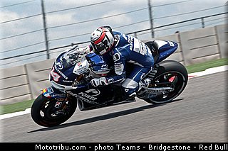 motogp_de_puniet_009_usa_austin_2013.jpg