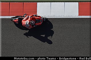motogp_dovizioso_006_usa_austin_2013.jpg