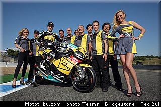 motogp_pitbabe_004_usa_austin_2013.jpg