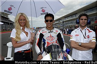 motogp_pitbabe_031_usa_austin_2013.jpg