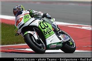 motogp_staring_002_usa_austin_2013.jpg