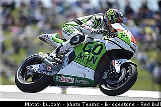 motogp_staring_010_usa_austin_2013.jpg