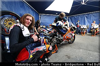 red_bull_motogp_rookies_cup_hanika_005_usa_austin_2013.jpg