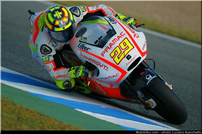 motogp_iannone_001_espagne_jerez_2013