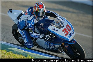 moto2_nakagami_004_espagne_jerez_2013.jpg