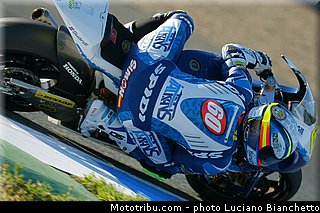 moto2_simon_007_espagne_jerez_2013.jpg
