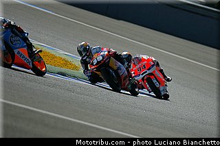 moto3_salom_004_espagne_jerez_2013.jpg