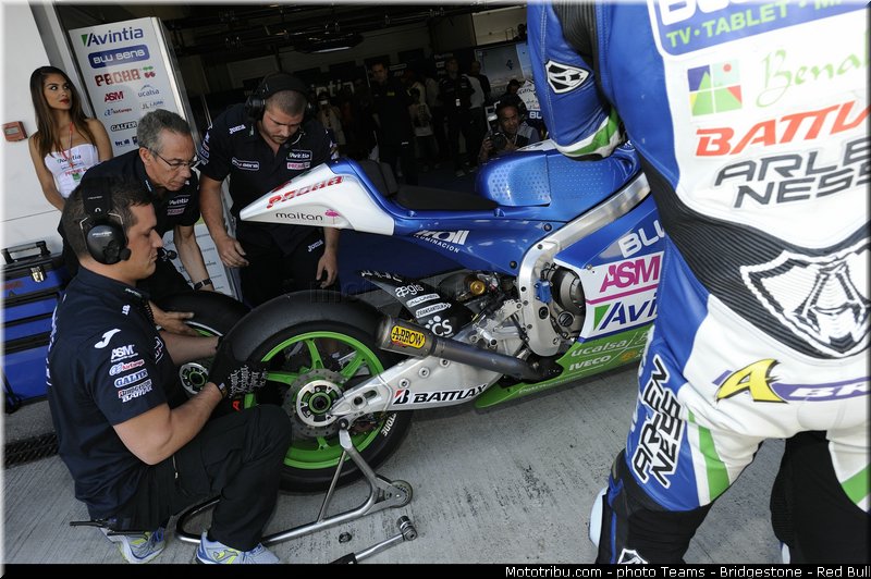 motogp_aoyama_002_espagne_jerez_2013
