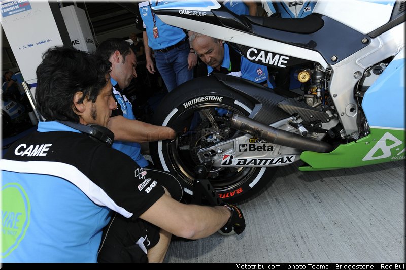 motogp_bridgestone_005_espagne_jerez_2013