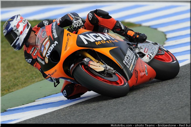 motogp_edwards_001_espagne_jerez_2013
