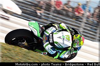 moto2_aegerter_010_espagne_jerez_2013.jpg