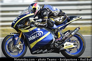 moto2_kent_004_espagne_jerez_2013.jpg